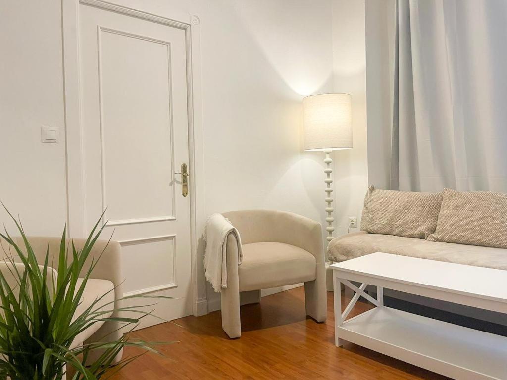 Apartamentos Malaga Centro Dış mekan fotoğraf
